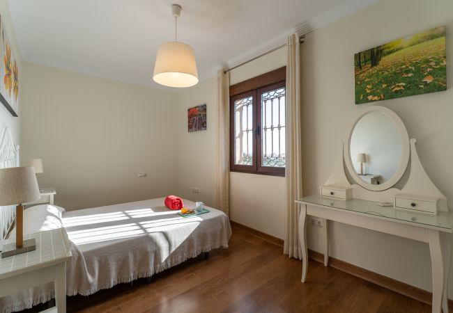 Villa in Nerja - Nerja 007 - Villa Miguel Franco Villa in Nerja - Nerja 007 - Villa Miguel Franco