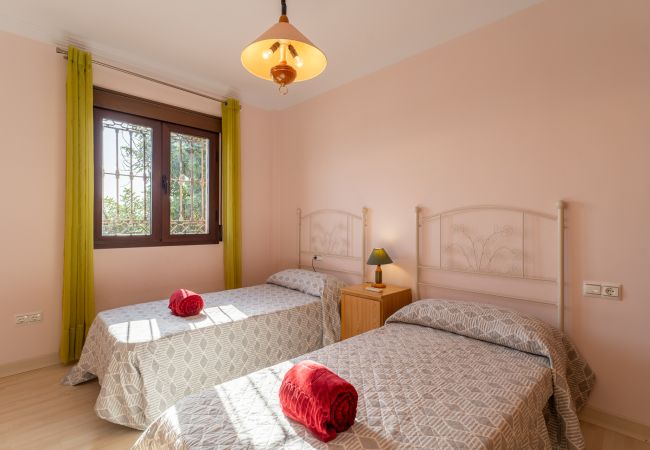 Villa in Nerja - Nerja 007 - Villa Miguel Franco Villa in Nerja - Nerja 007 - Villa Miguel Franco