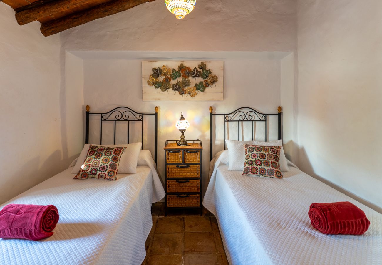 Cottage in Frigiliana - Acebuchal 001 