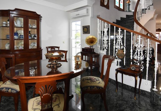 Villa in Nerja - Nerja 001 Villa in Nerja - Nerja 001