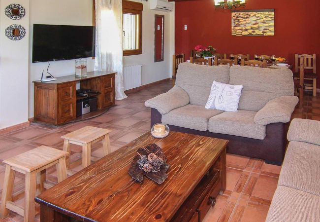 Villa in Sayalonga - Sayalonga 002 Villa in Sayalonga - Sayalonga 002