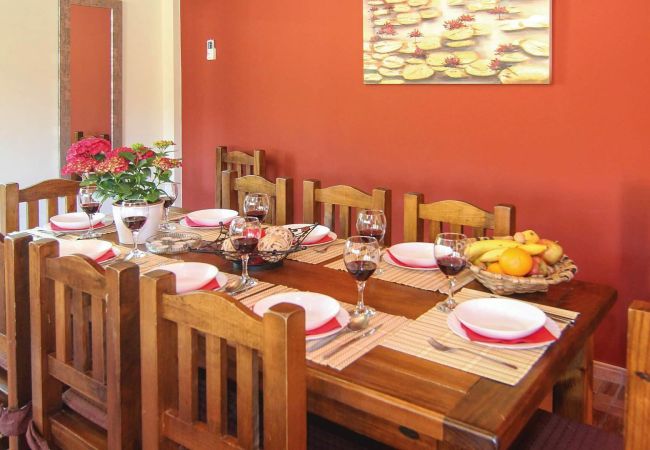 Villa in Sayalonga - Sayalonga 002 Villa in Sayalonga - Sayalonga 002