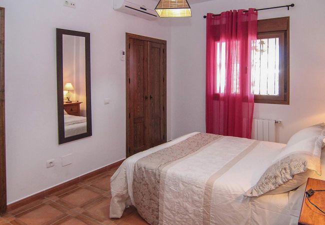 Villa in Sayalonga - Sayalonga 002 Villa in Sayalonga - Sayalonga 002