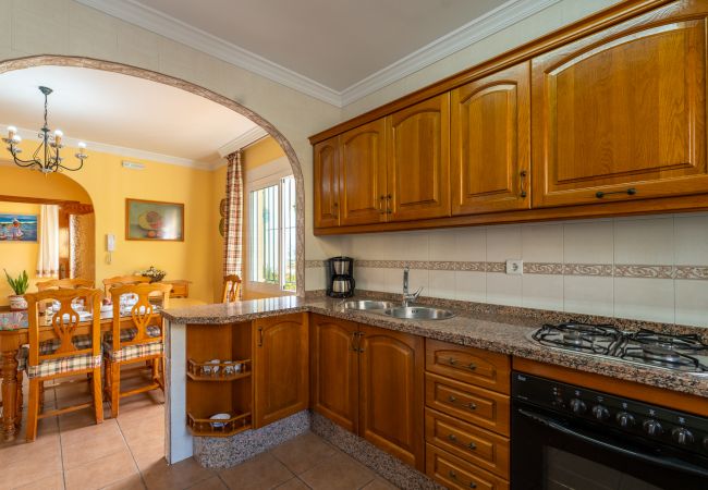 Villa in Nerja - Nerja 021 - Villa Isabel Villa in Nerja - Nerja 021 - Villa Isabel