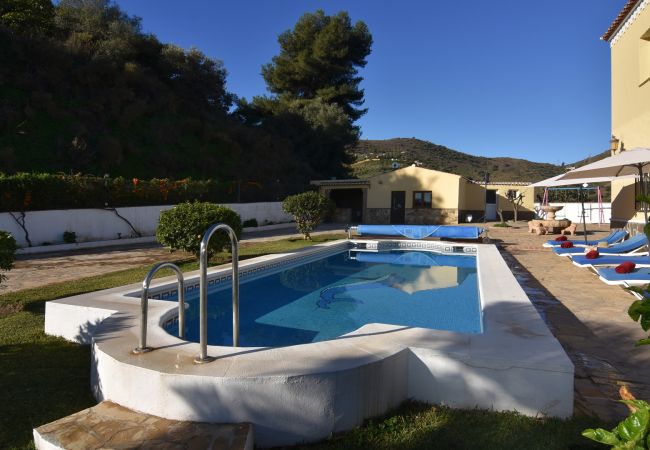 Villa in Nerja - Nerja 014 - Villa José Miguel Villa in Nerja - Nerja 014 - Villa José Miguel