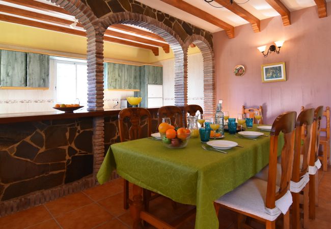 Villa in Nerja - Nerja 014 - Villa José Miguel Villa in Nerja - Nerja 014 - Villa José Miguel