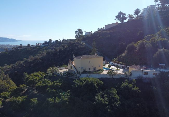 Villa in Nerja - Nerja 014 - Villa José Miguel Villa in Nerja - Nerja 014 - Villa José Miguel