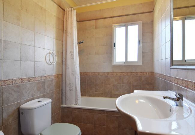 Villa in Nerja - Nerja 014 - Villa José Miguel Villa in Nerja - Nerja 014 - Villa José Miguel